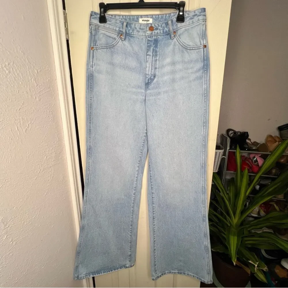 Wrangler Bonnie High Rise Loose Flare Light Wash Women Jeans Sz 28X34 Boho